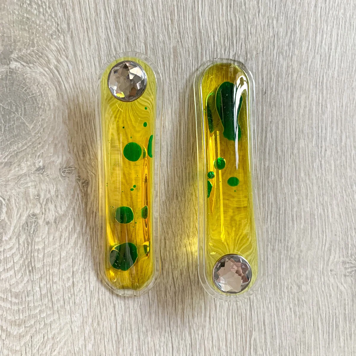 Christopher Kane Lava Gel Yellow Green Liquid Earrings - Imagen 4