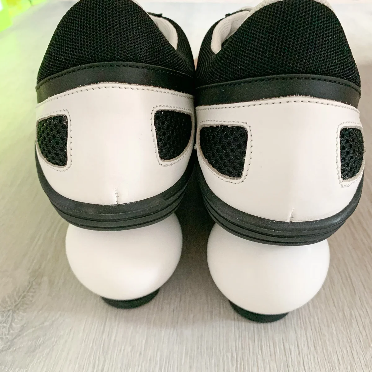 Christopher Kane Looner Sneakers in Black White - Imagen 6