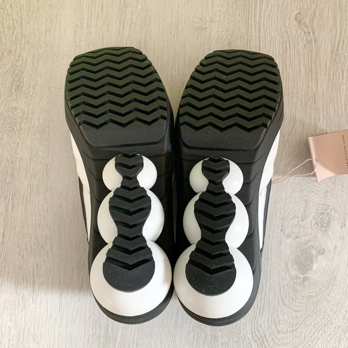 Christopher Kane Looner Sneakers in Black White - Imagen 5