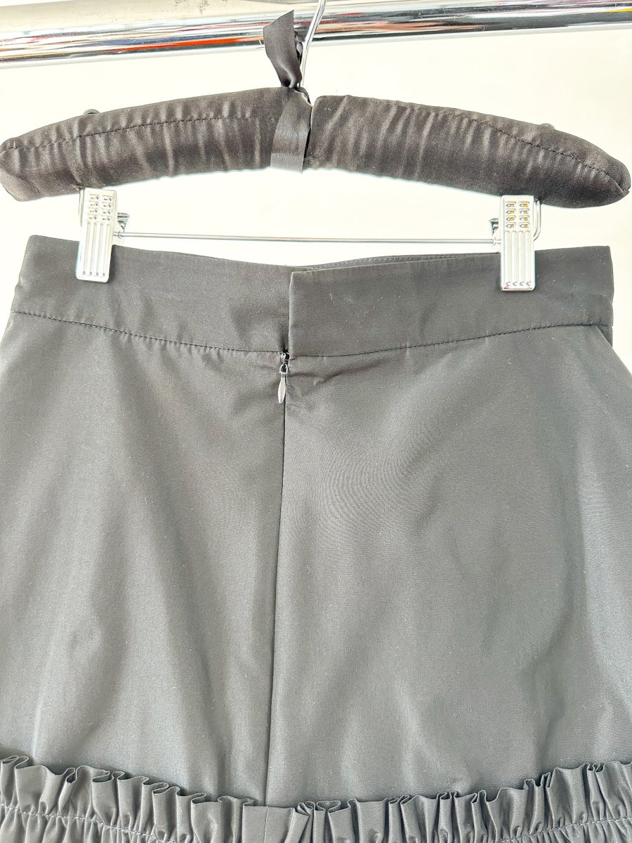 The Vampire's Wife Tribulation Black Taffeta Ruffle Trim Skirt - Imagen 9
