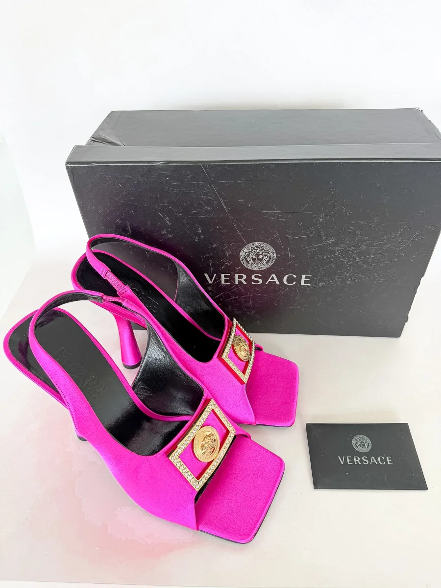 Versace Medusa Plaque Satin Fuchsia Slingback Sandals - Imagen 7