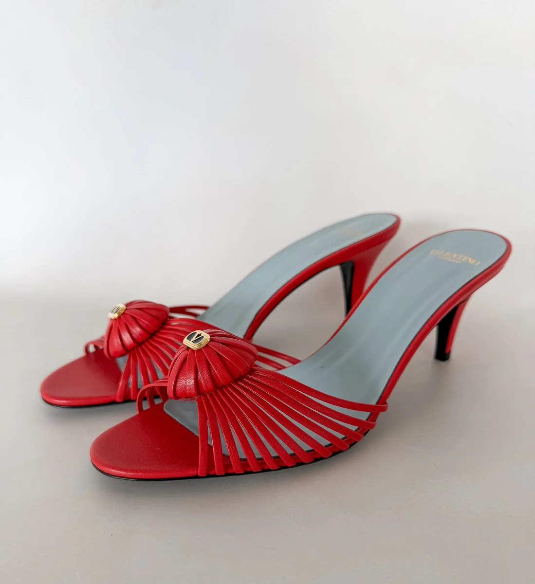 Valentino Garavani Leather Royal Heeled Mules - Imagen 8