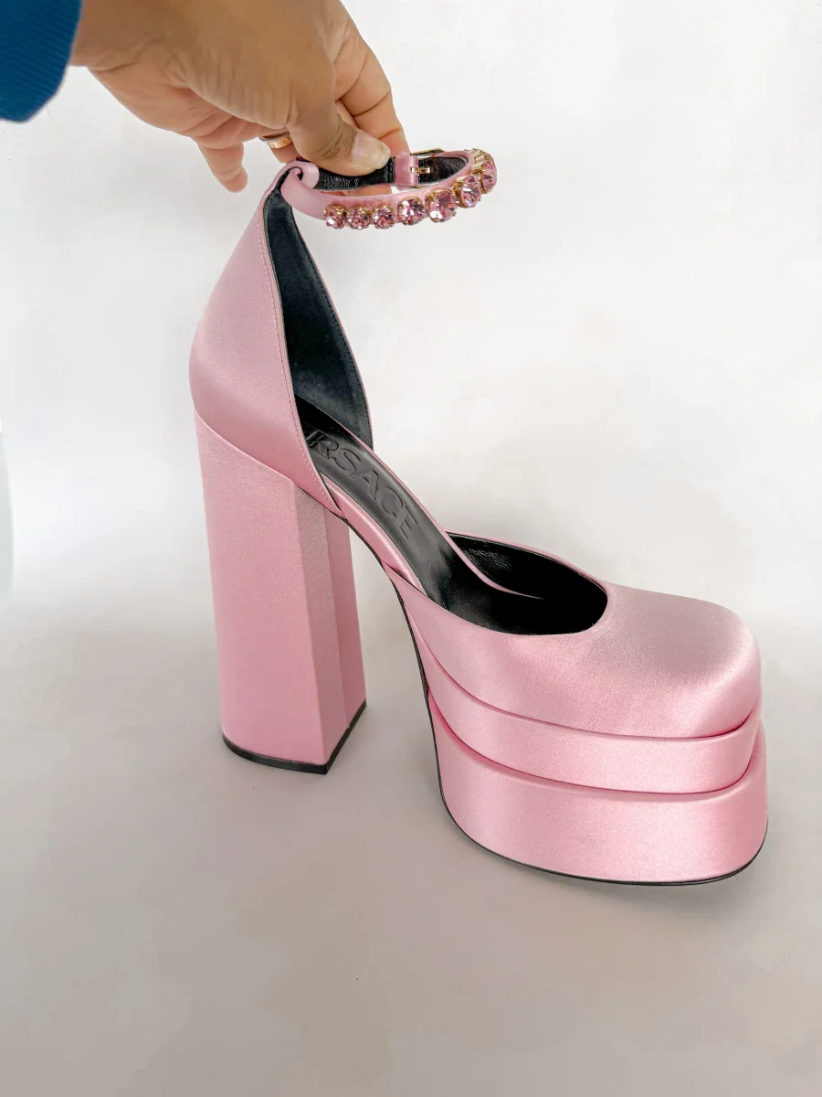 Versace Medusa Aevitas Satin Platform Pink Pumps - Imagen 4