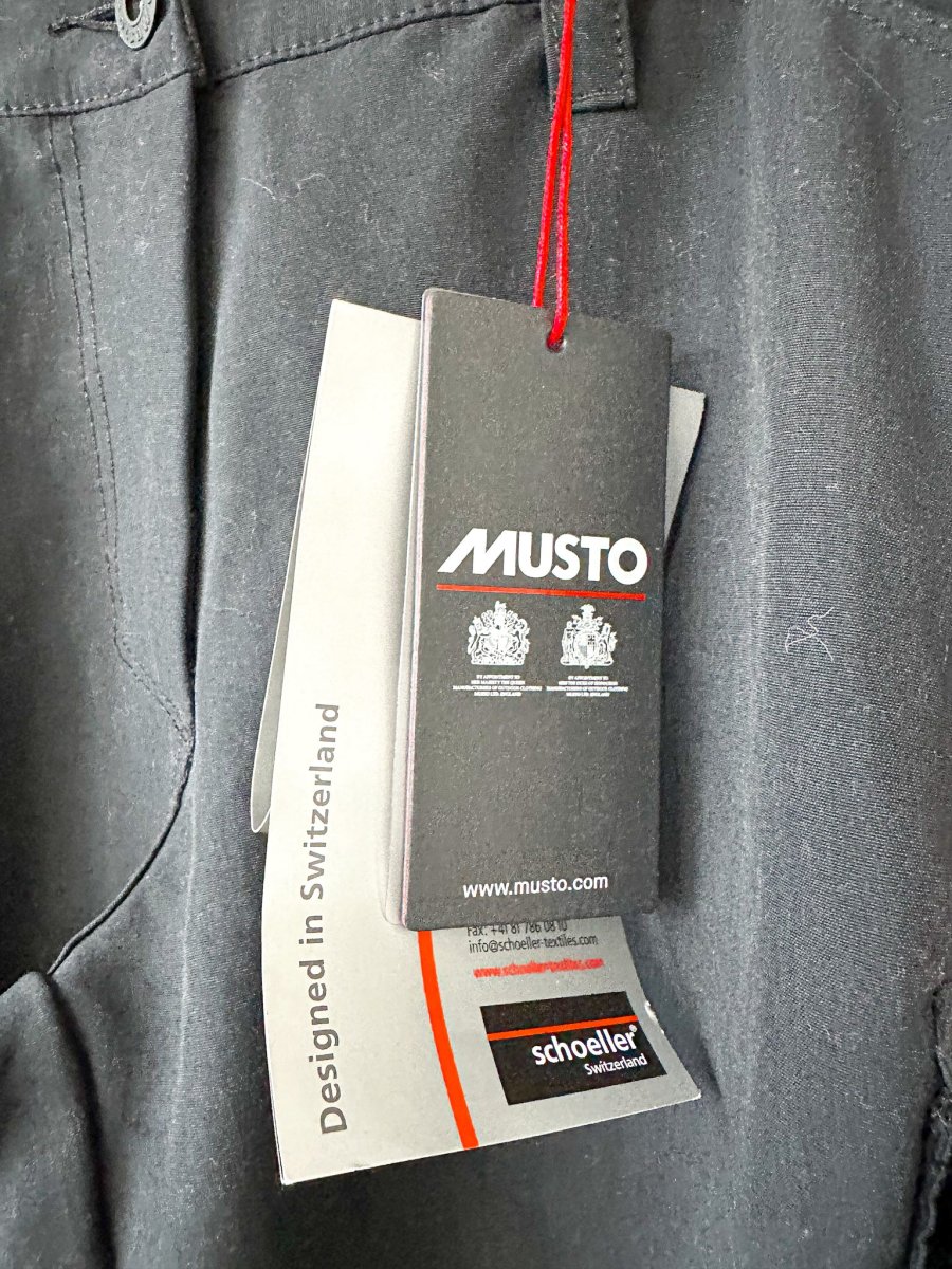 Musto Women's Black Ski Trousers - Imagen 7