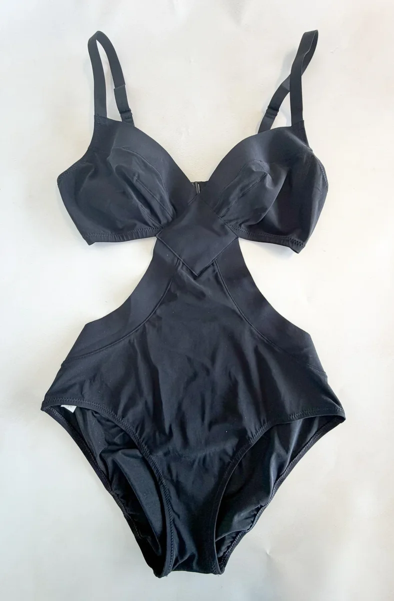 Pain De Sucre Black Cut-Out Side Kessy Swimsuit - Imagen 3