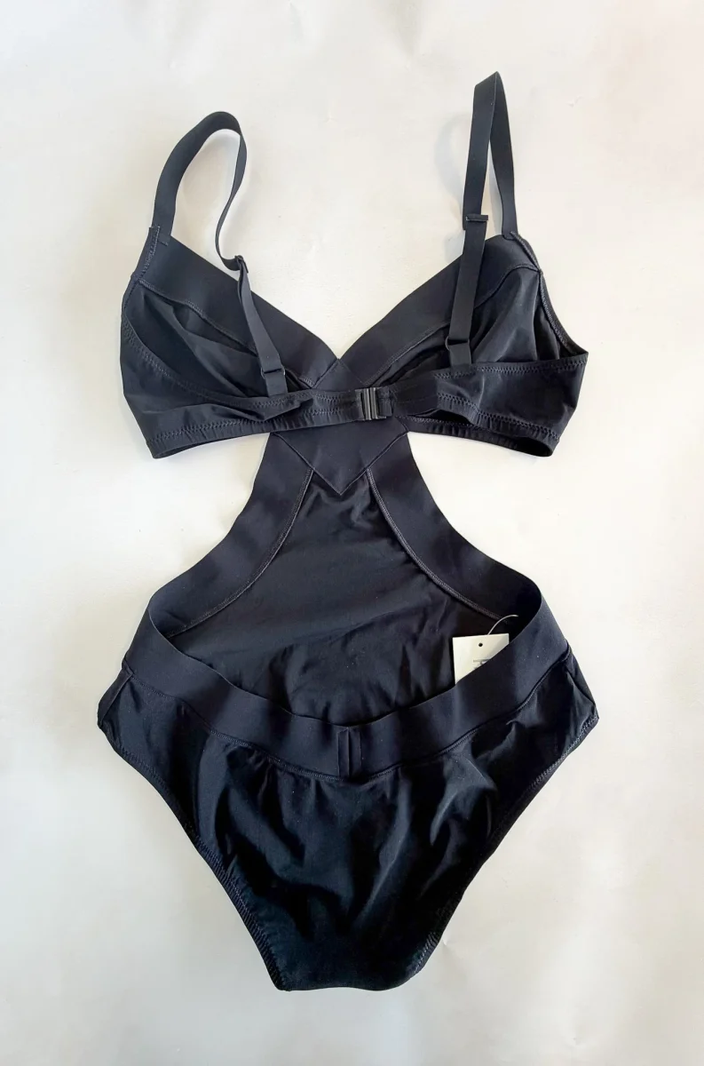 Pain De Sucre Black Cut-Out Side Kessy Swimsuit - Imagen 6