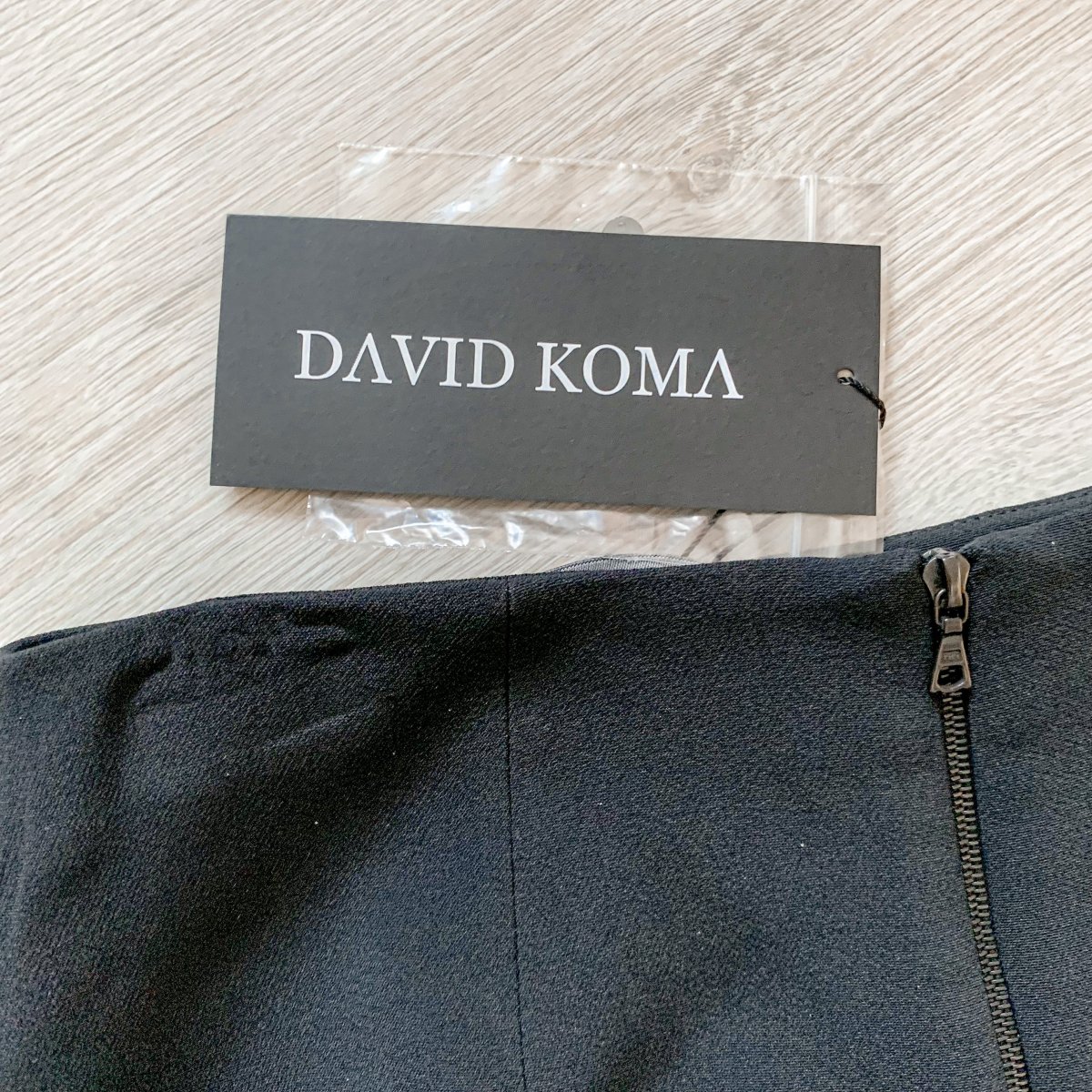 DAVID KOMA Perspex Sequin Zebra Motif Mini Black Skirt - Imagen 6