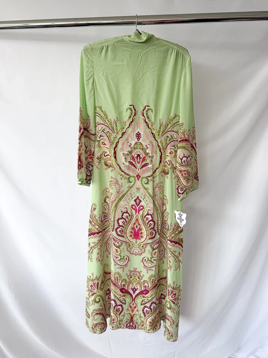 Hayley Menzies Green Paisley Print Jimi Silk Maxi Dress - Imagen 3