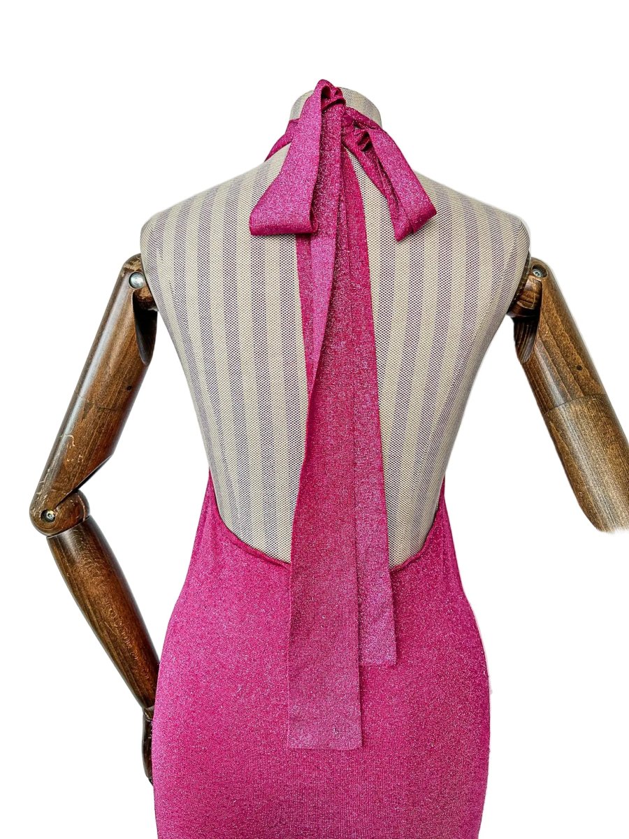 De La Vali Pink Shimmer Halterneck Midi Dress - Imagen 9