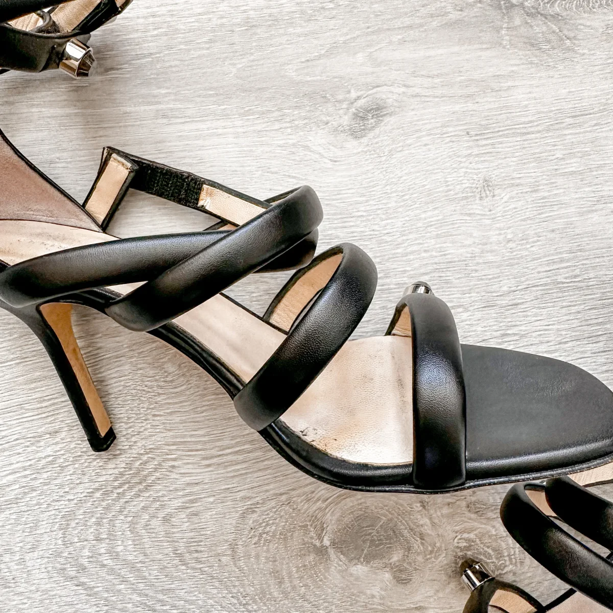 Christopher Kane Spiral Strappy Embellished High Heels - Imagen 6