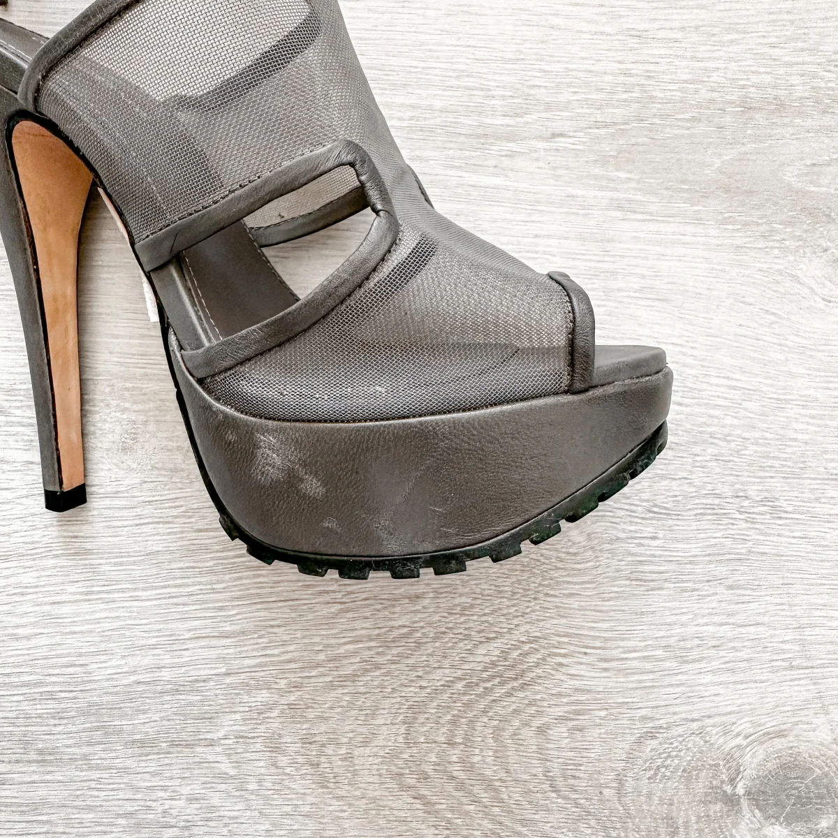 Christopher Kane Grey Mesh Detail Peep Toe Sandal Stilleto High Heel - Imagen 4