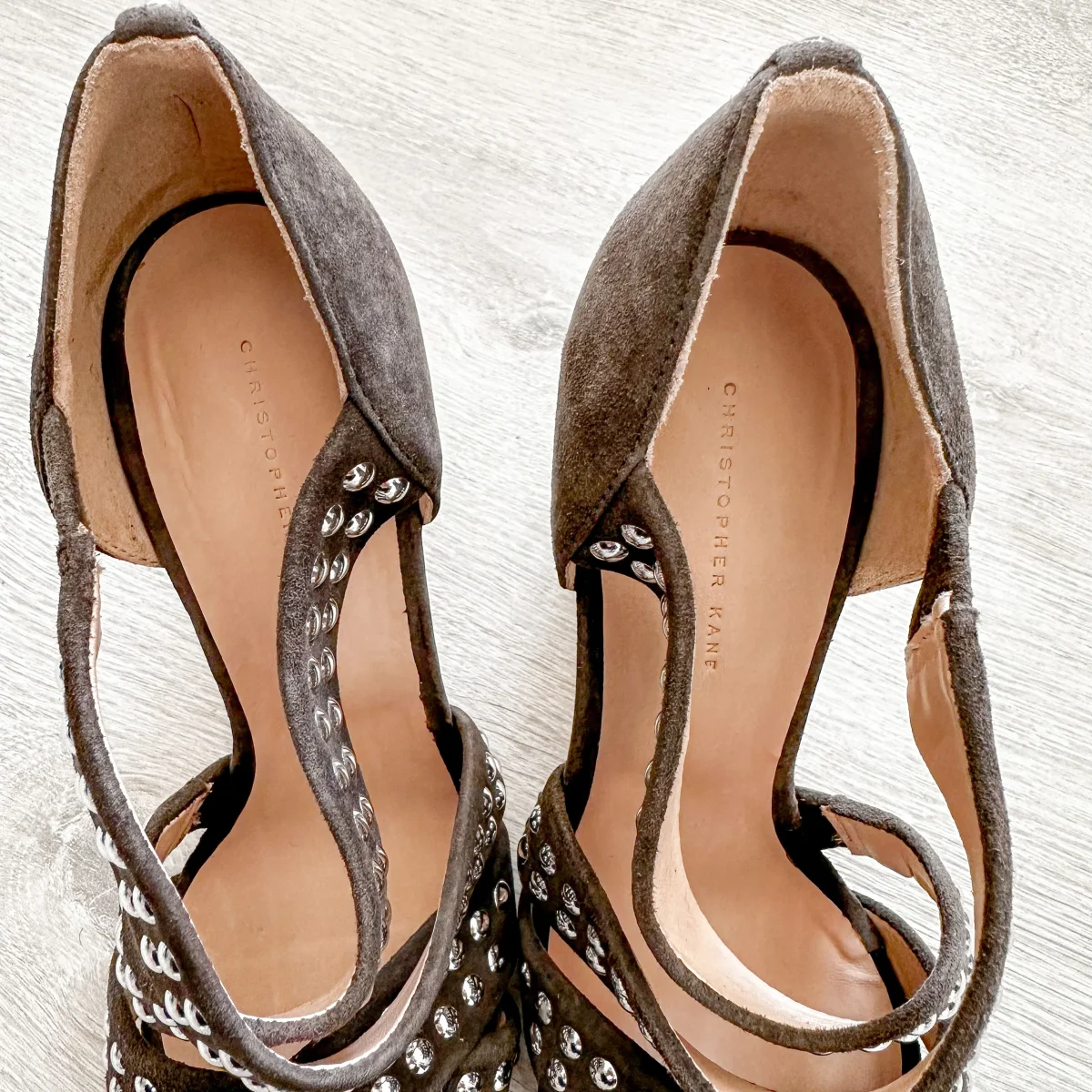 Christopher Kane Hotfix Grey Studded Strappy Embellished Block High Heels - Imagen 6