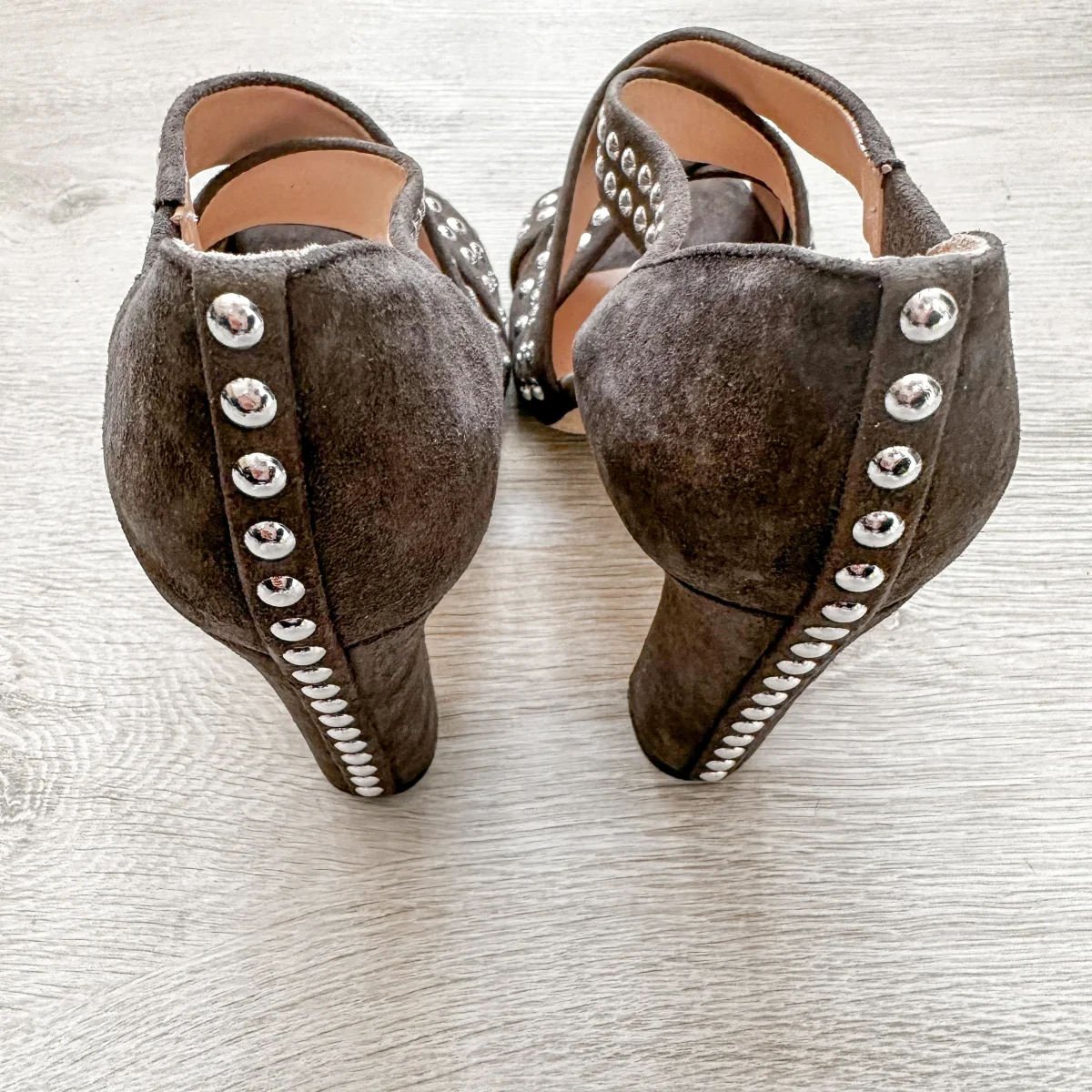Christopher Kane Hotfix Grey Studded Strappy Embellished Block High Heels - Imagen 7