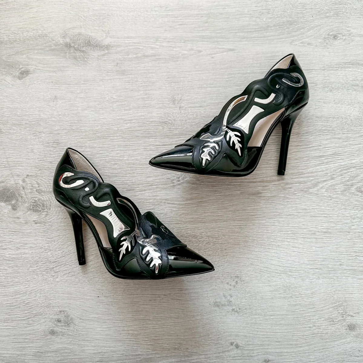 Christopher Kane Black Silver Detail Pointed Toe High Heels - Imagen 5