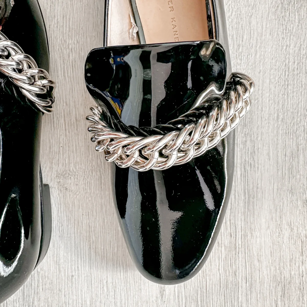 Christopher Kane Black Patent Leather Chain Strap Loafers Shoes - Imagen 4