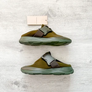 Christopher Kane Khaki Green Safety Buckle Trainers Sneakers Slides
