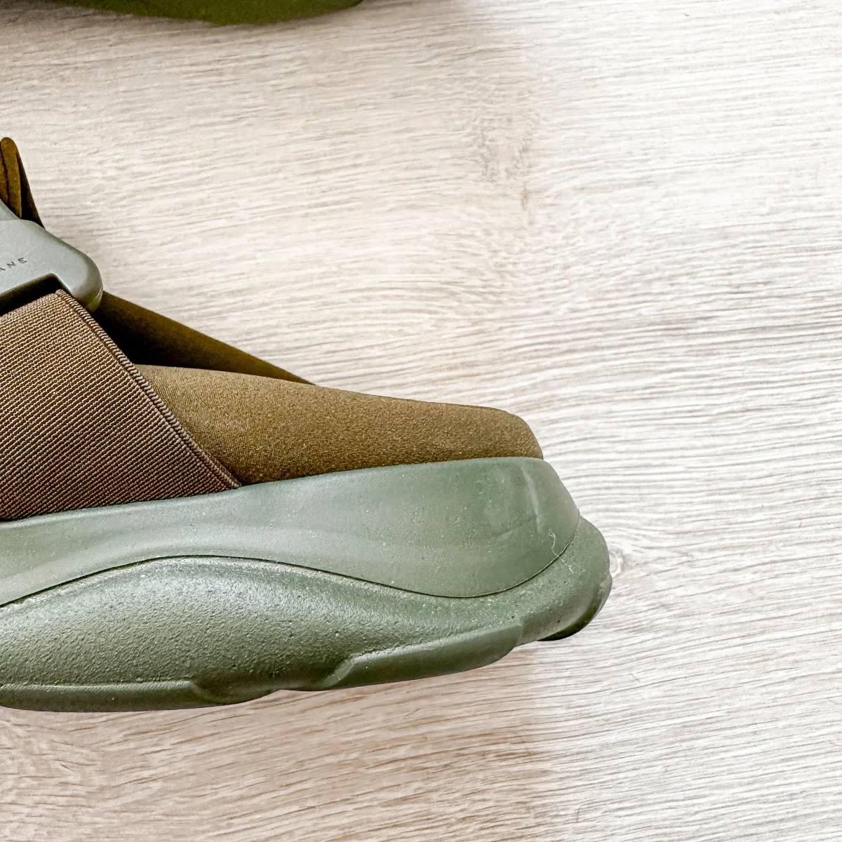 Christopher Kane Khaki Green Safety Buckle Trainers Sneakers Slides - Imagen 6