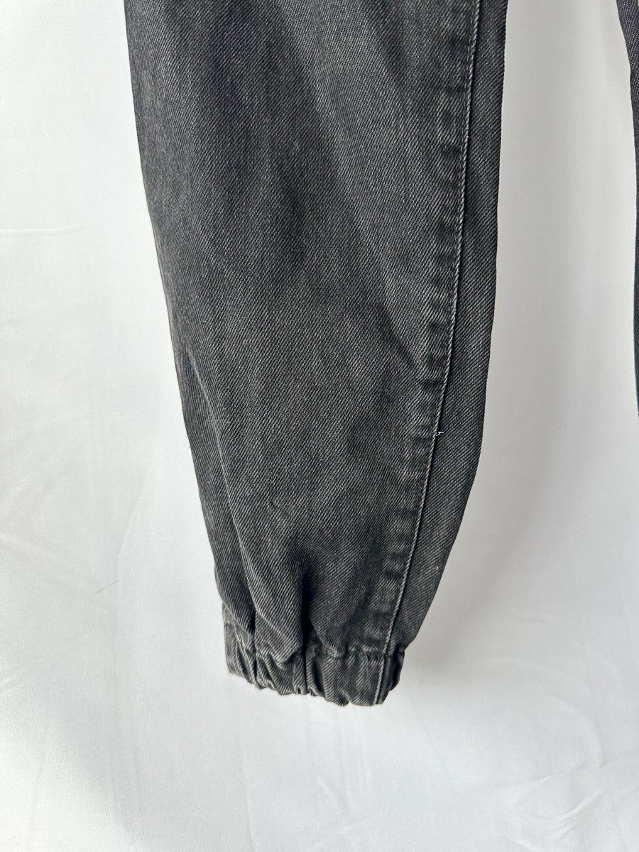 Holland Cooper Denim Gold Button Detail Jumpsuit in Washed Black - Imagen 6