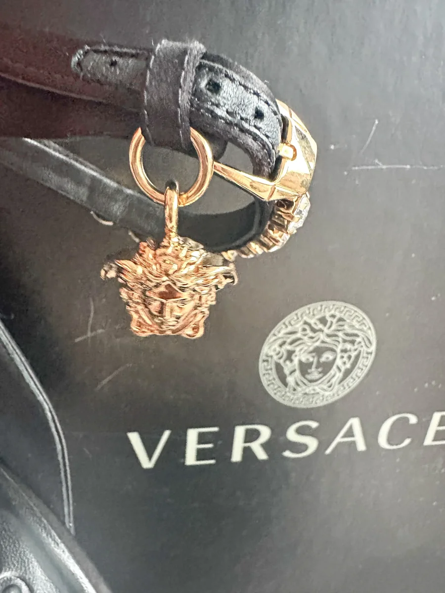 Versace Medusa Charm Aevitas Black Satin Platform Pumps - Imagen 3
