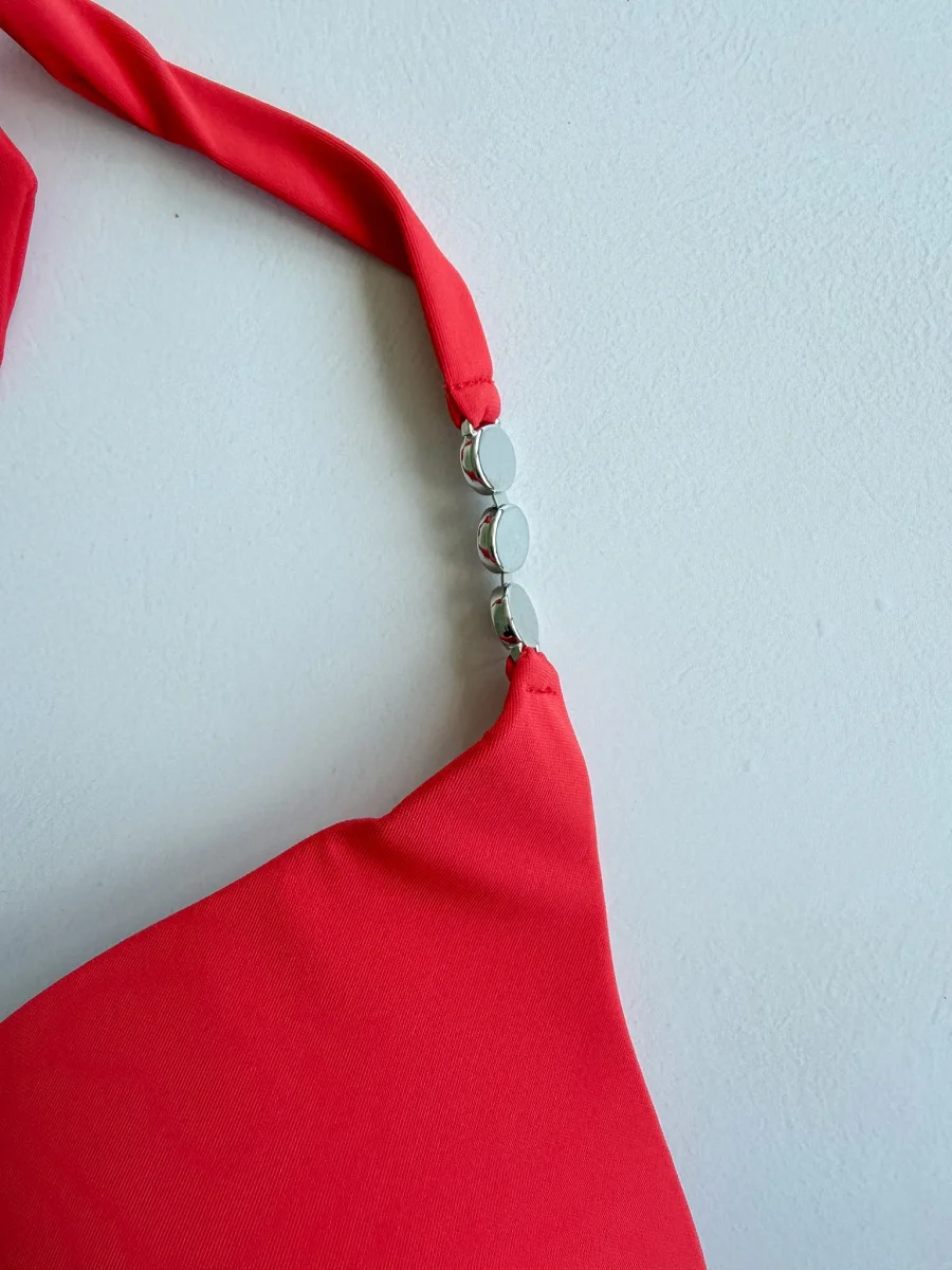 Pain De Sucre Red Halterneck Tie-Up Bikini Top in Elan - Imagen 3