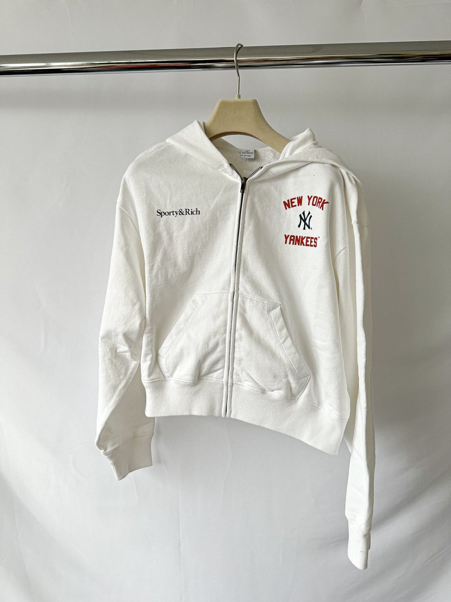 Sporty & Rich for '47 x The New York Yankees Homerun Printed Cotton Crop Hoodie - Imagen 2