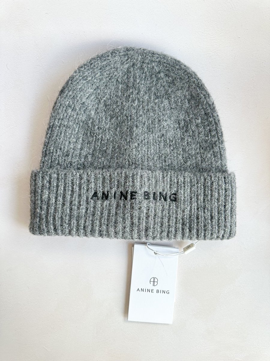 Anine Bing Elia Logo Embroidered Alpaca Wool Blend Ribbed Grey Beanie Hat - Imagen 4