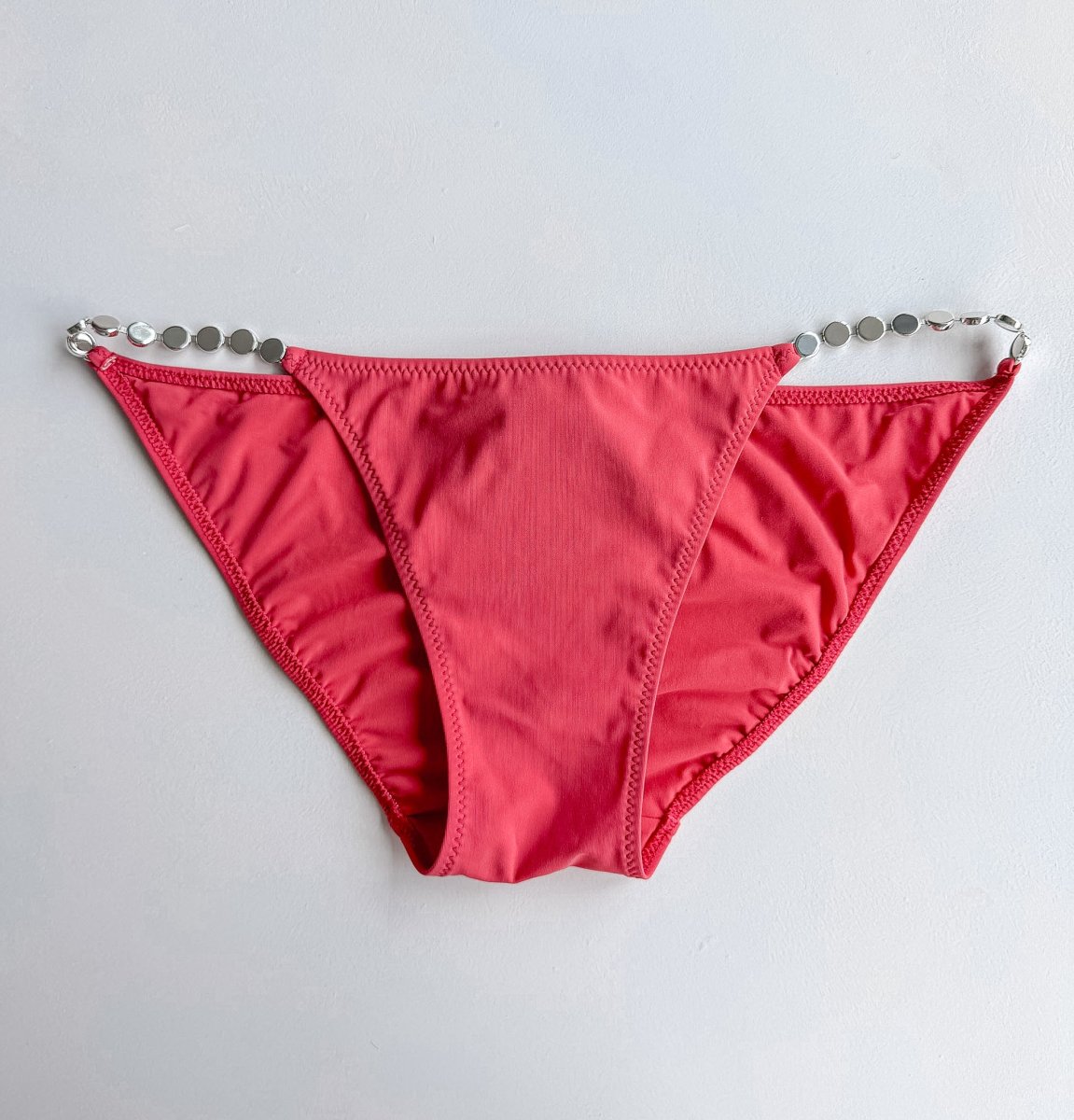 Pain De Sucre Blush Pink Chain Sides Bikini Bottom in Ciron - Imagen 3