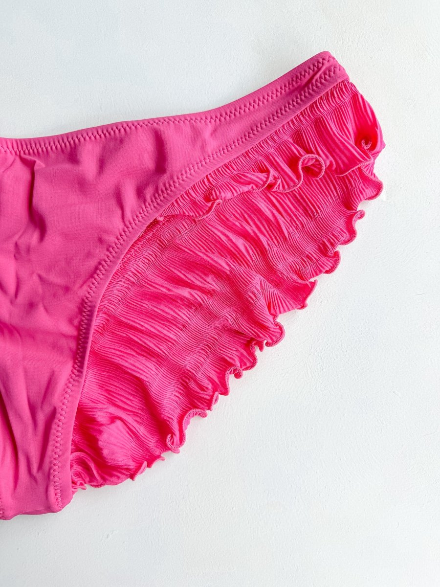 Pain De Sucre Hot Pink Ruffle Cheeky Bikini Bottom in Alala - Imagen 3