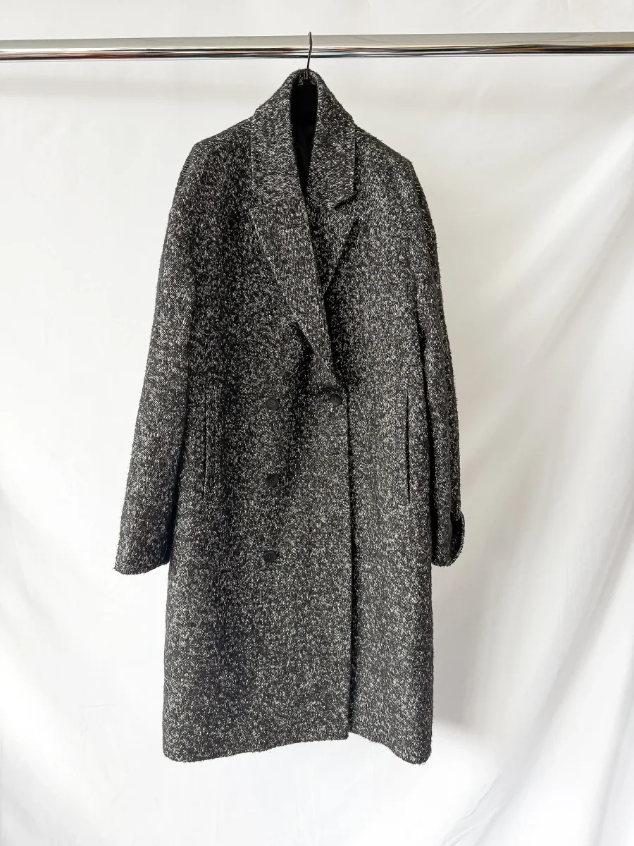 Calvin Klein Boucle Wool Blend Black Coat - Imagen 2