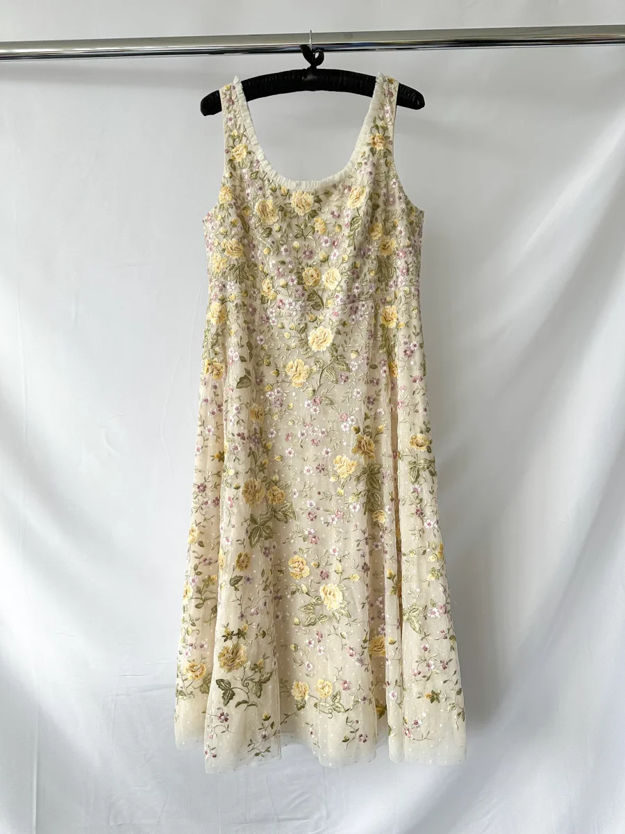 Needle & Thread Embroidered Florine Ballerina Plus Size Dress - Imagen 4