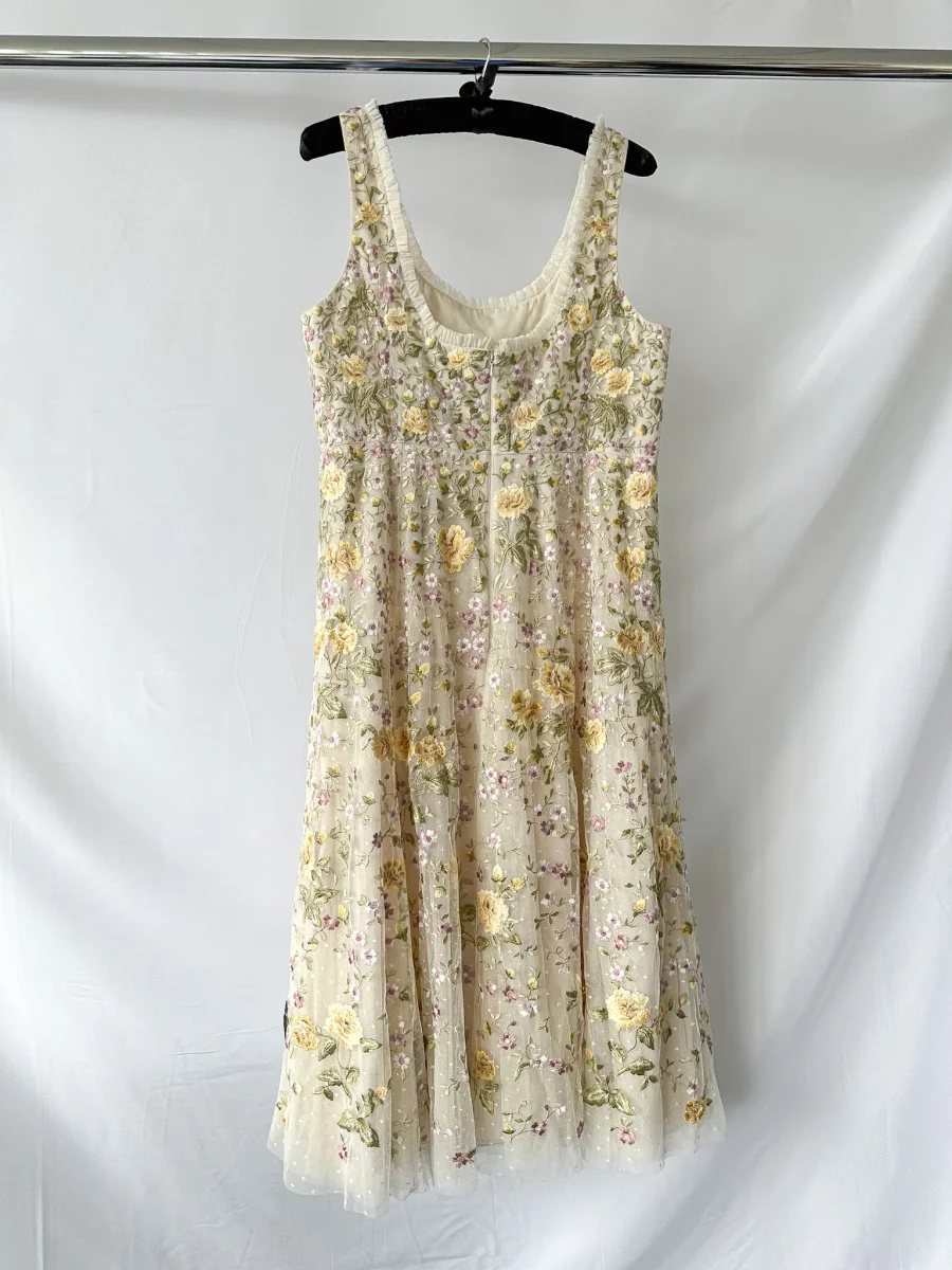 Needle & Thread Embroidered Florine Ballerina Plus Size Dress - Imagen 5