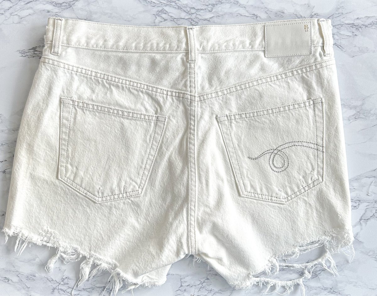 R13 White Denim Cut-Off Shorts - Imagen 6