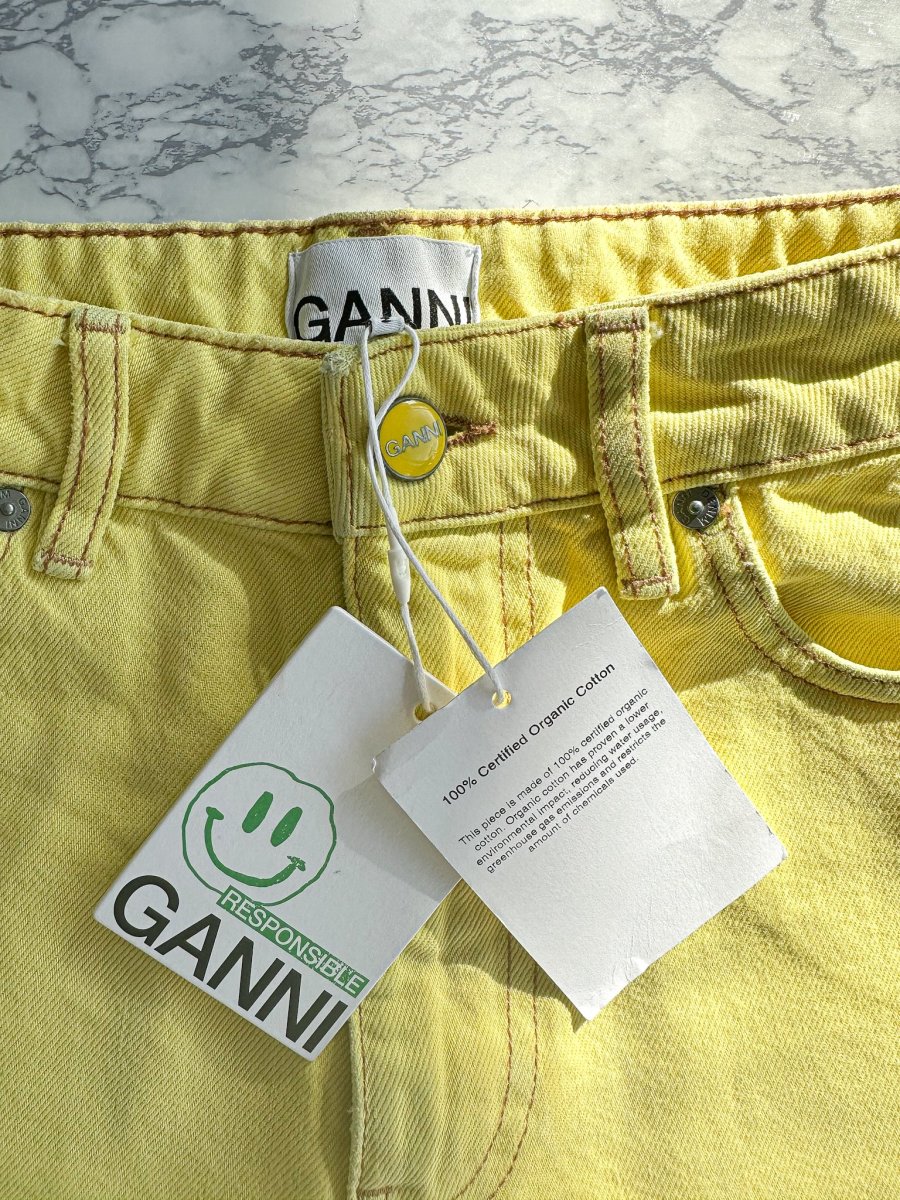 Ganni Yellow Denim Logo Shorts - Imagen 7