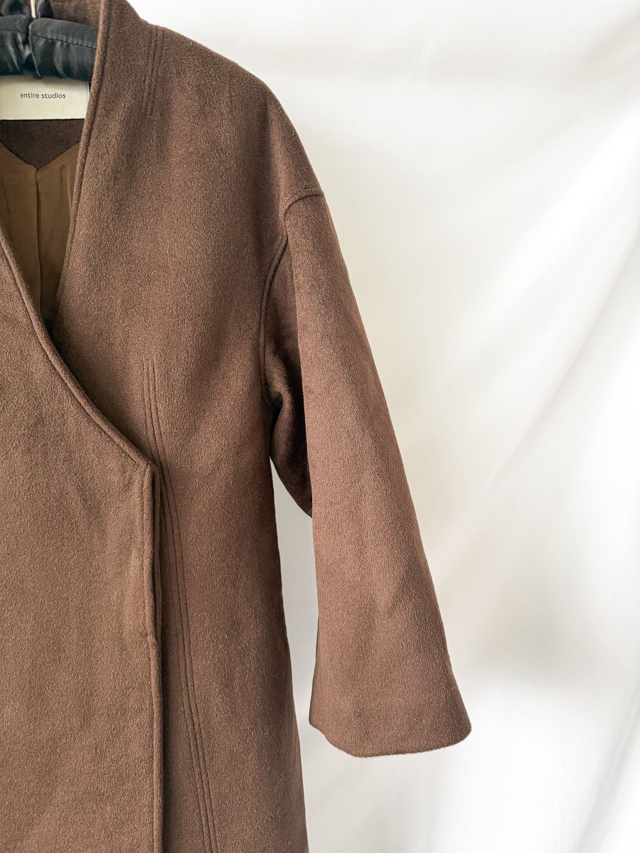 Entire Studios Rondo Coat Dark Brown - Imagen 4