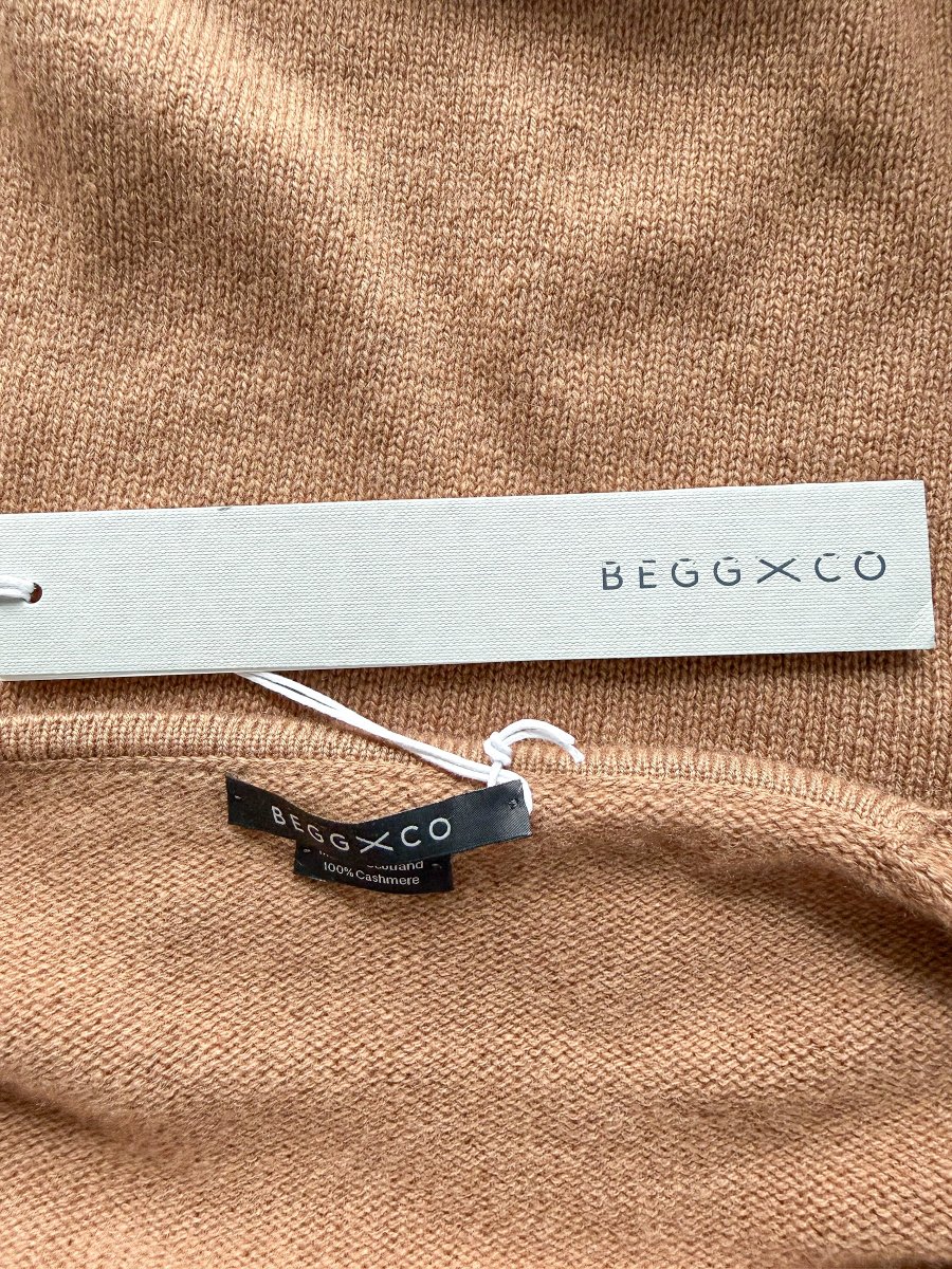 Begg x Co 100% Cashmere Joy Slough Brown Cardigan - Imagen 7