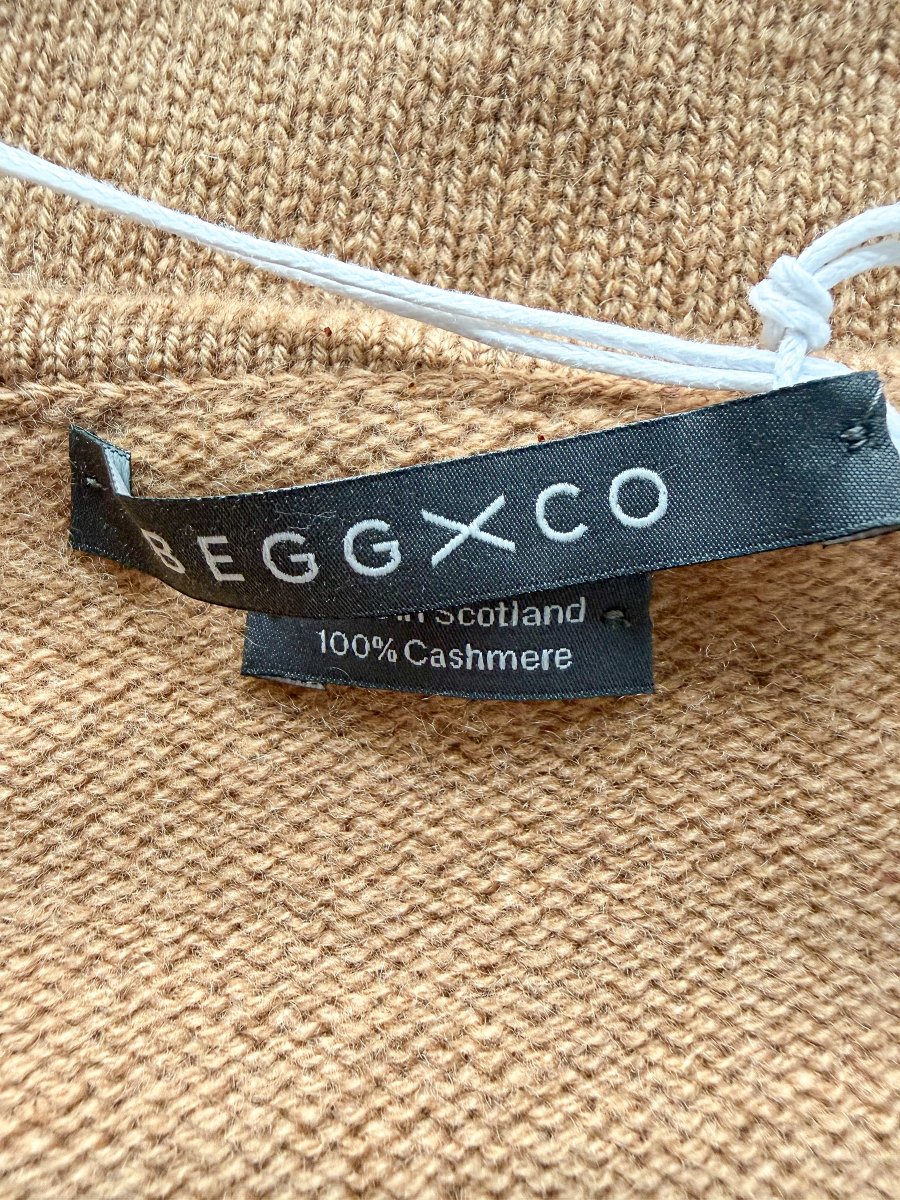 Begg x Co 100% Cashmere Joy Slough Brown Cardigan - Imagen 8