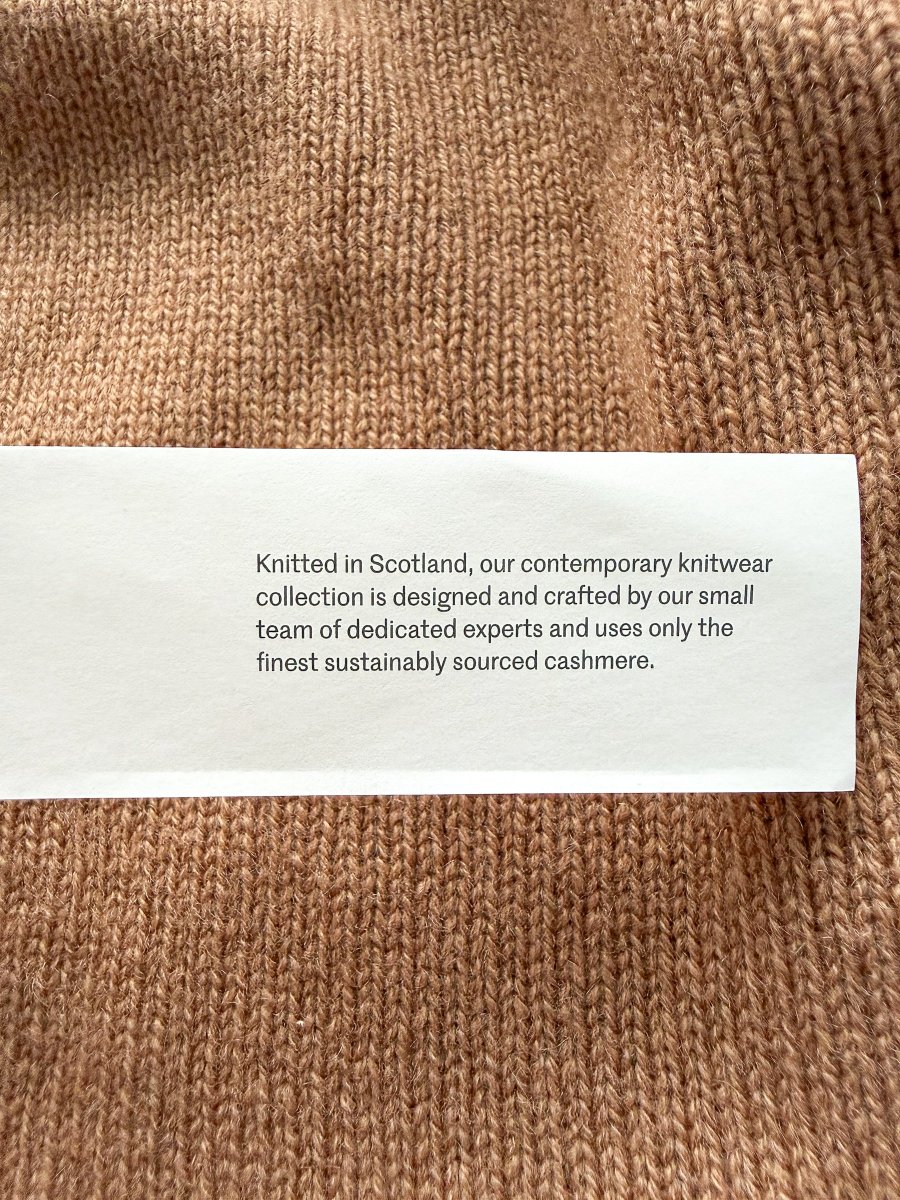 Begg x Co 100% Cashmere Joy Slough Brown Cardigan - Imagen 6