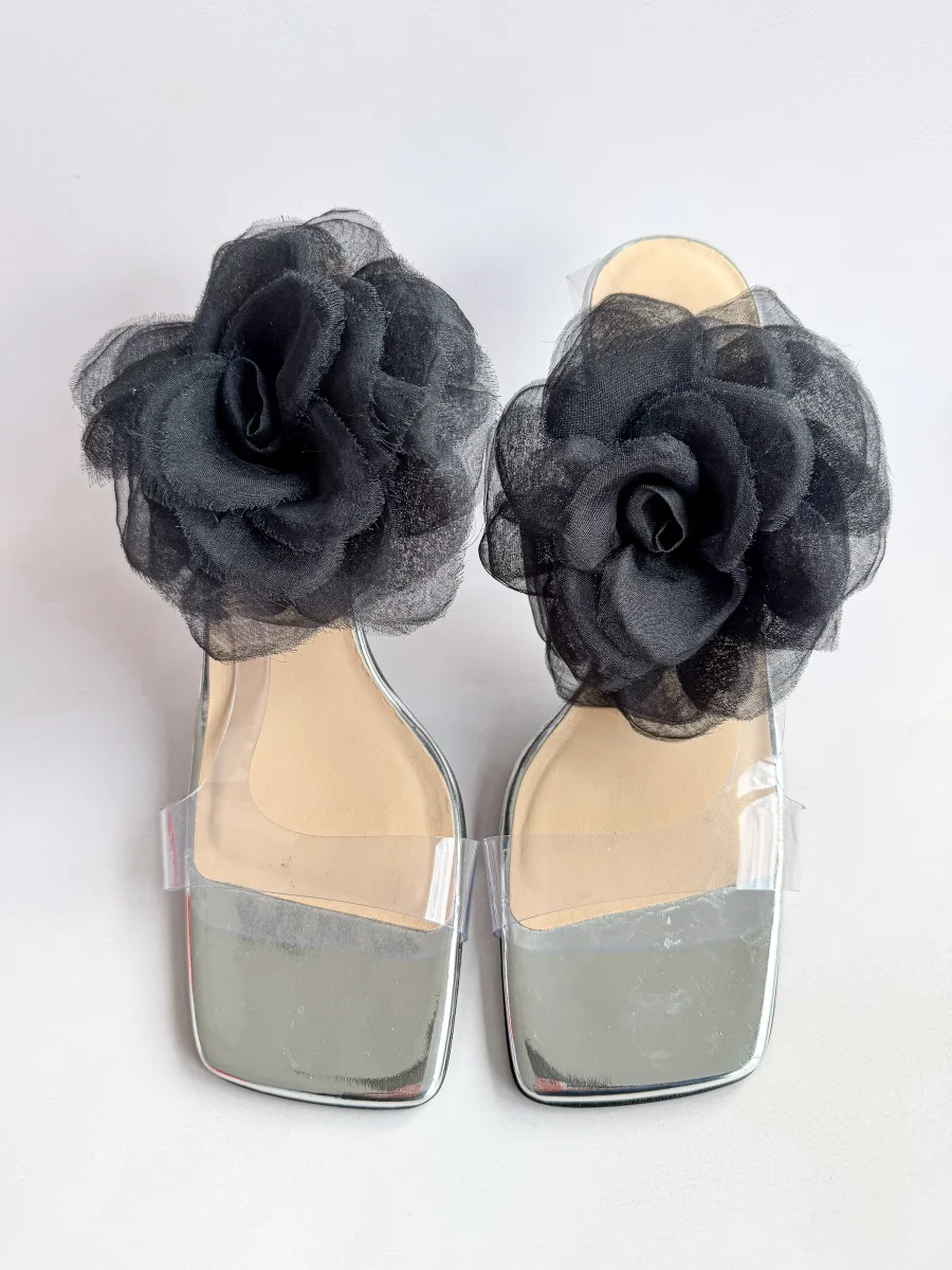 Magda Butrym Black 3D Flower Applique Sandal Heels - Imagen 8