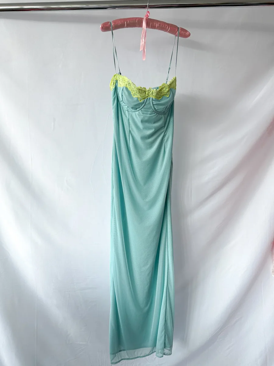 House Of CB Aiza Powder Blue Contrast Lace Maxi Dress - Imagen 5