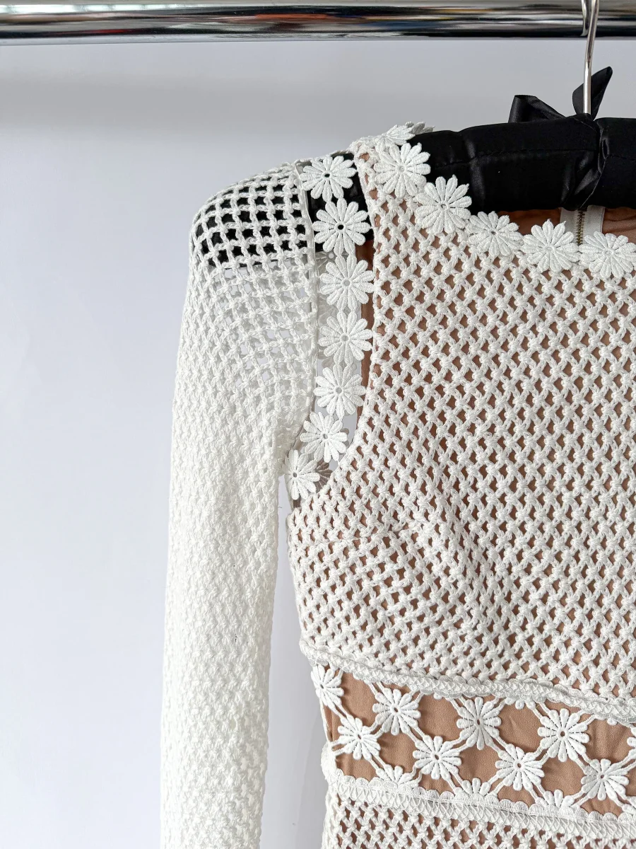 Self-Portrait White Crochet Maxi Dress - Imagen 4