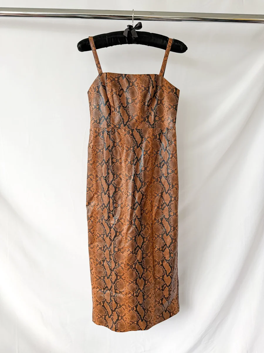 Kitri Ursula Snakeskin Brown Vinyl Midi Dress - Imagen 8