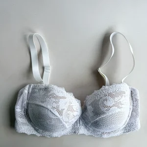 Pain De Sucre White French Lace Padded Bra in Lua