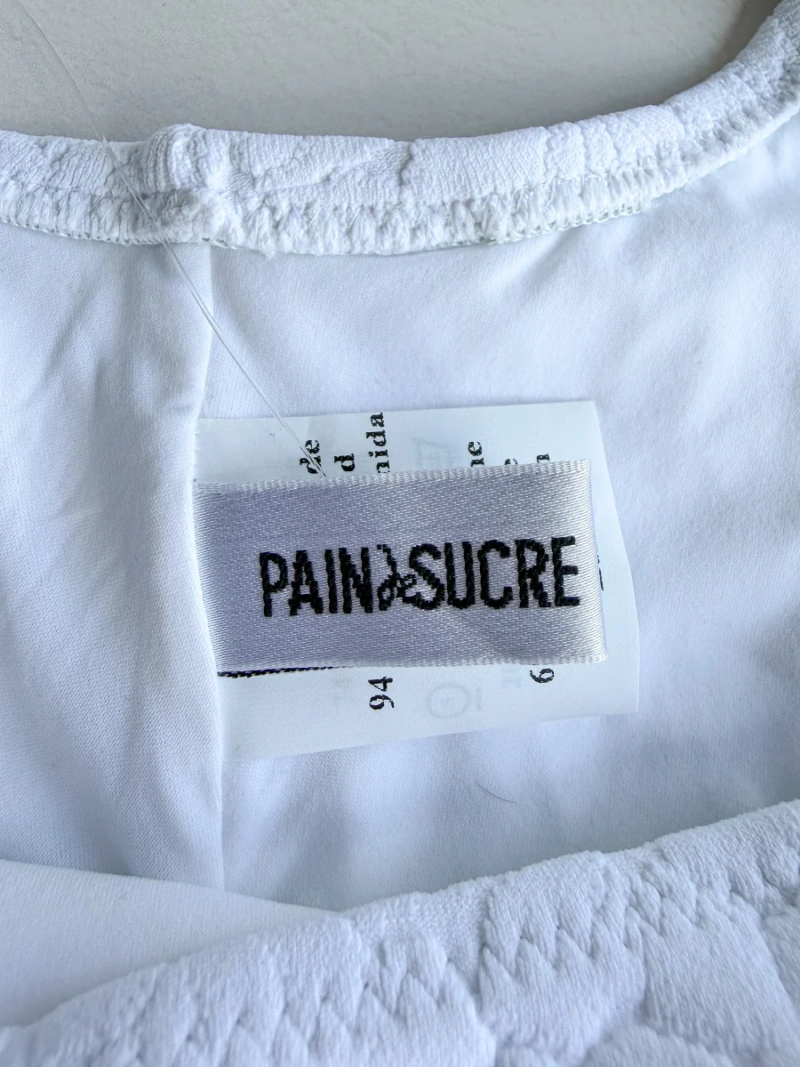 Pain De Sucre White One Shoulder Bikini Top in Myndy - Imagen 9