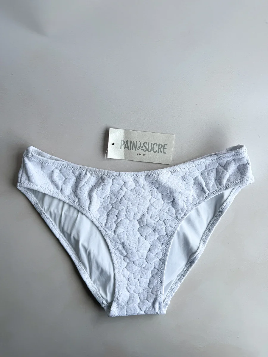 Pain De Sucre White Floral Woven Bikini Bottom in Inae - Imagen 2