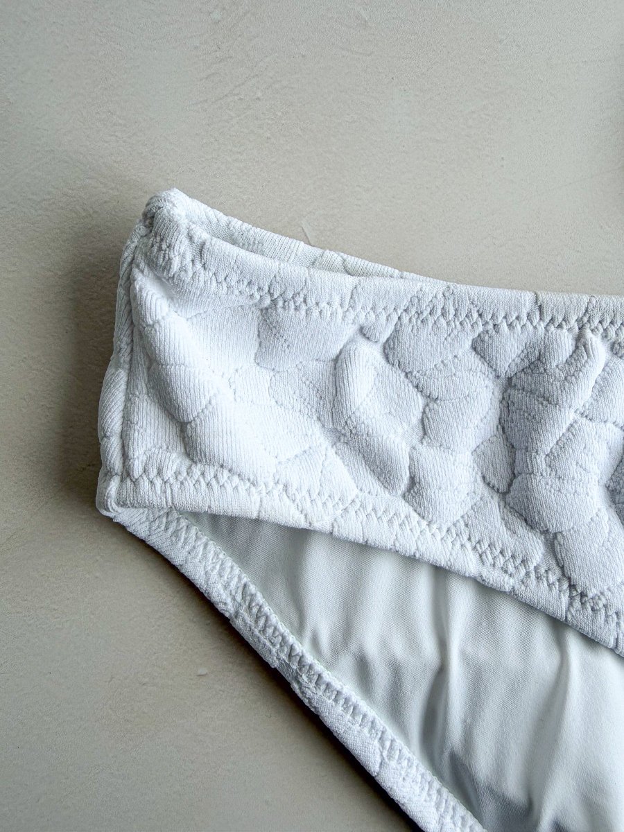 Pain De Sucre White Floral Woven Bikini Bottom in Inae - Imagen 3
