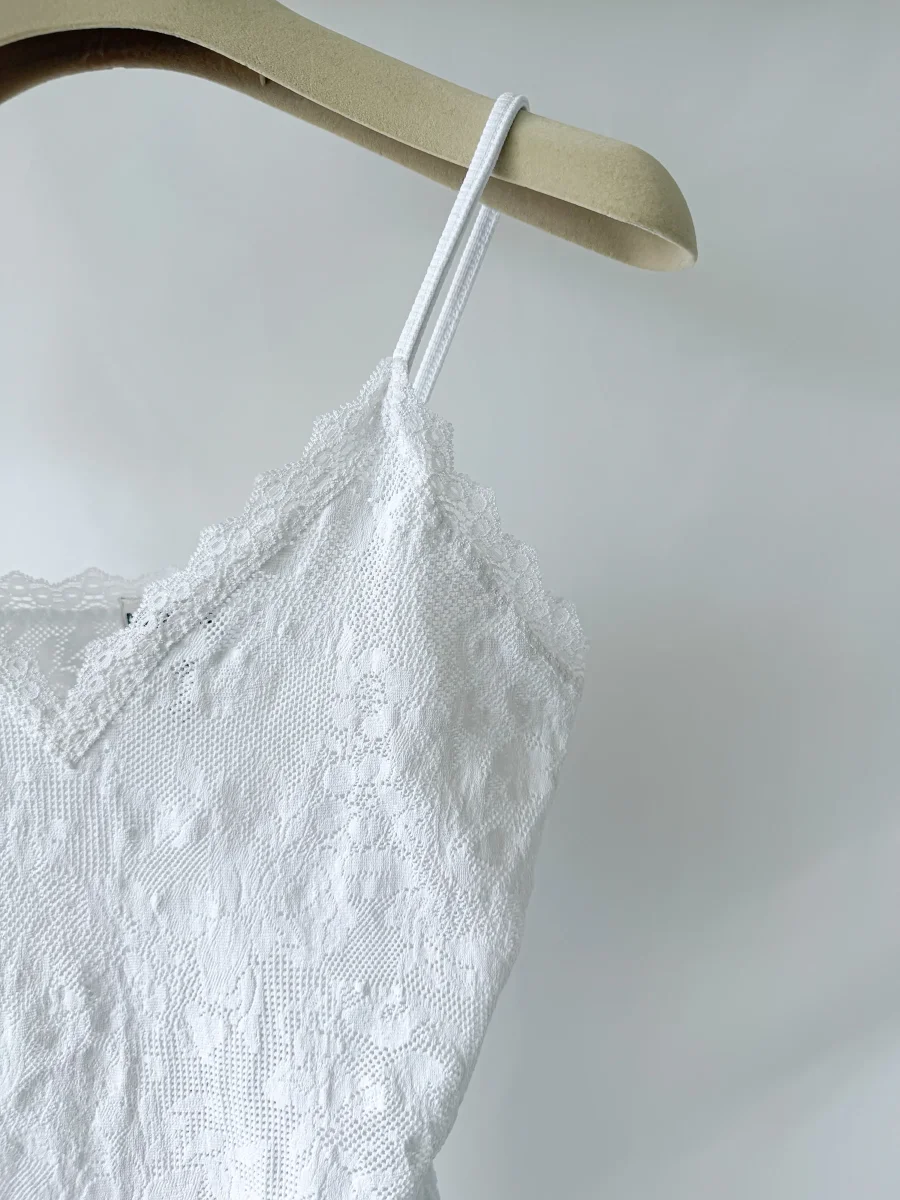 Pain De Sucre White French Lace Camisole Slip Top - Imagen 3