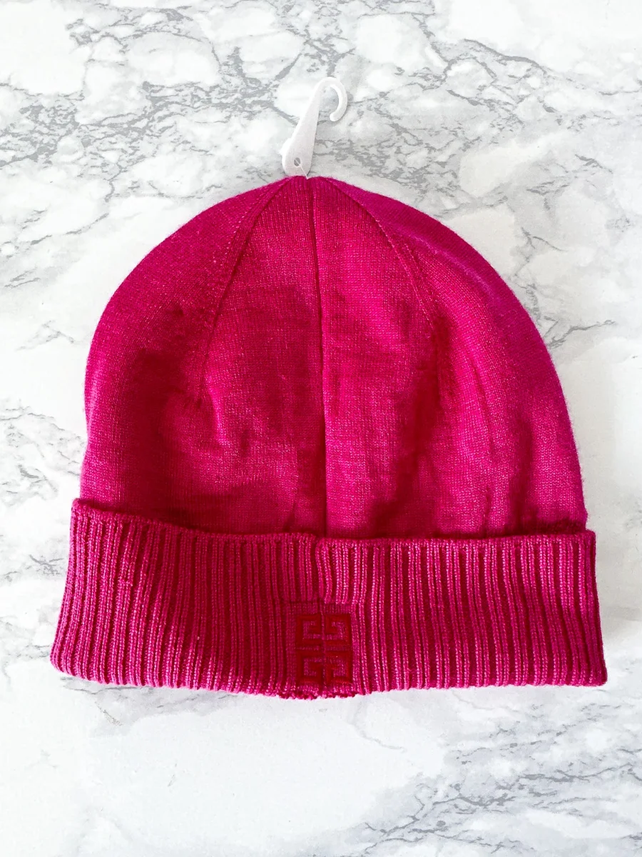 Givenchy Pink Logo Embroidered Wool Beanie Hat - Imagen 4