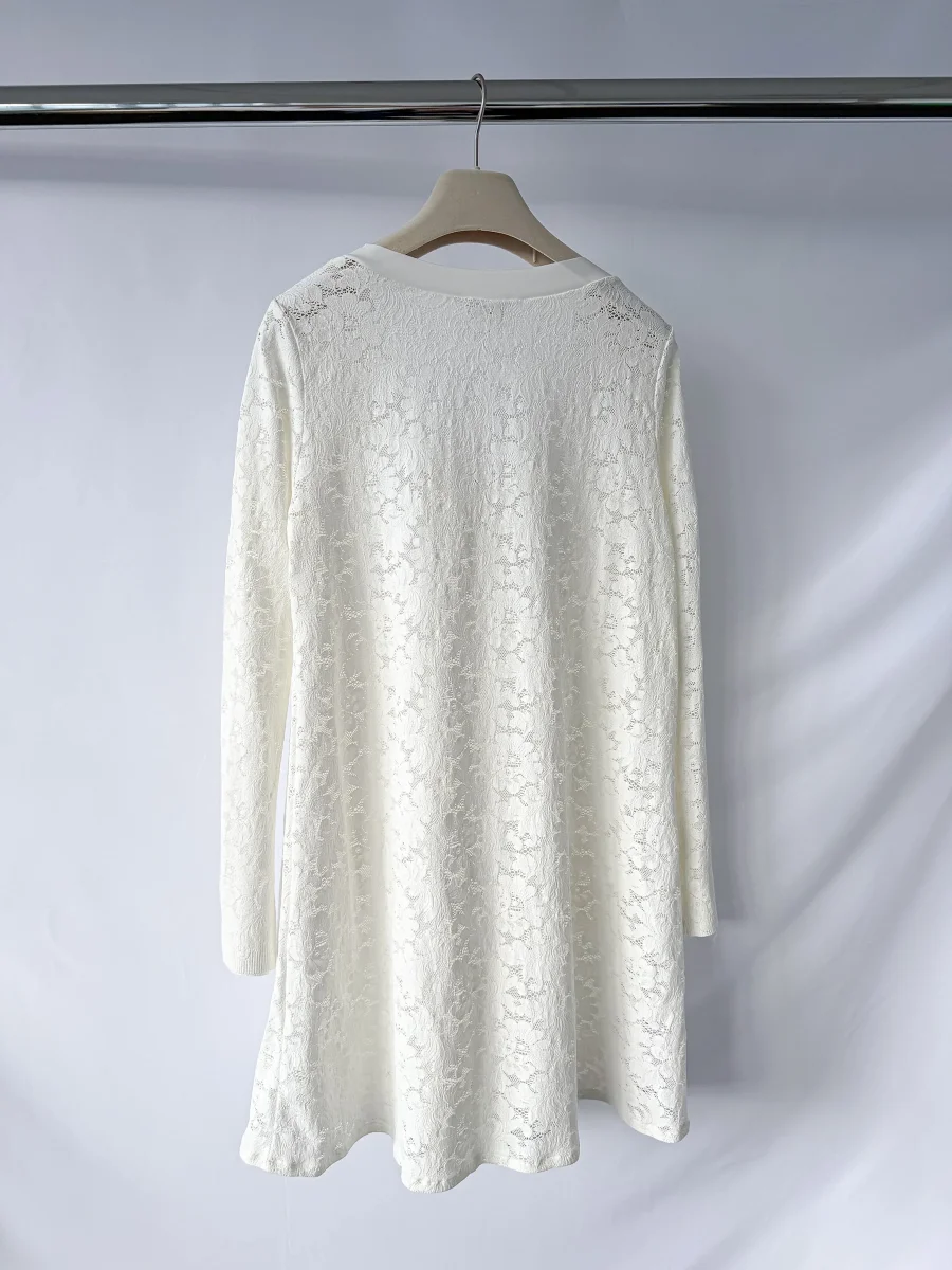 Pain De Sucre Foam White French Lace Long Sleeve Coverup Beach Dress in Whitney - Imagen 9