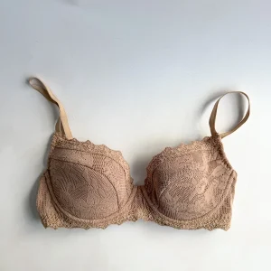 Pain De Sucre French Lace Padded Bra in Dean