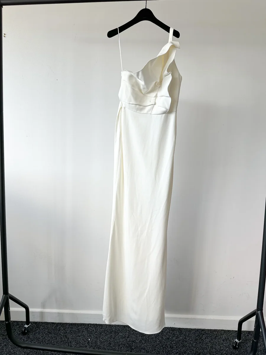Roland Mouret White Warrington One Shoulder Ruffle Petal Column Gown - Imagen 7